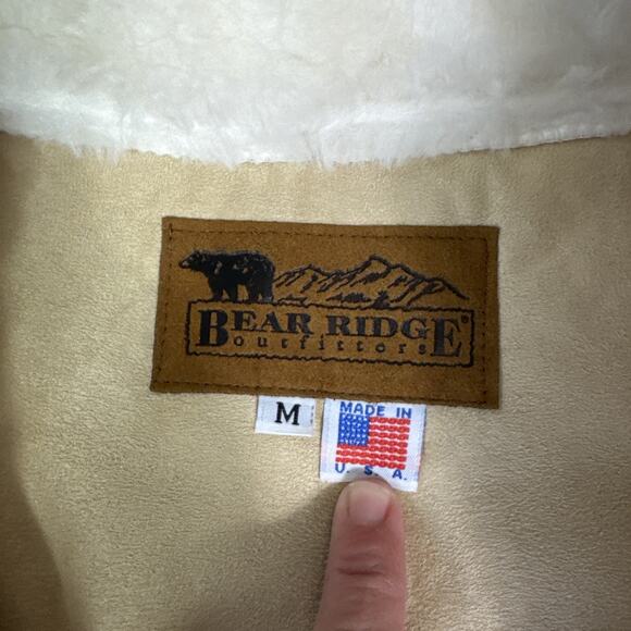 Bear Ridge Outfitters Made in USA White Faux Fur Full Zip Up Vest sz M - Picture 5 of 7